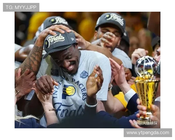 尼克斯NBA杯登顶引爆纽约,A史密斯视频狂欢见证荣耀时刻