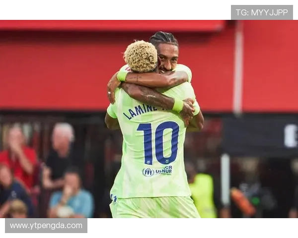 巴萨中场拉菲尼亚膝伤告别赛场红蓝精神永存致敬功勋职业生涯感谢捍卫